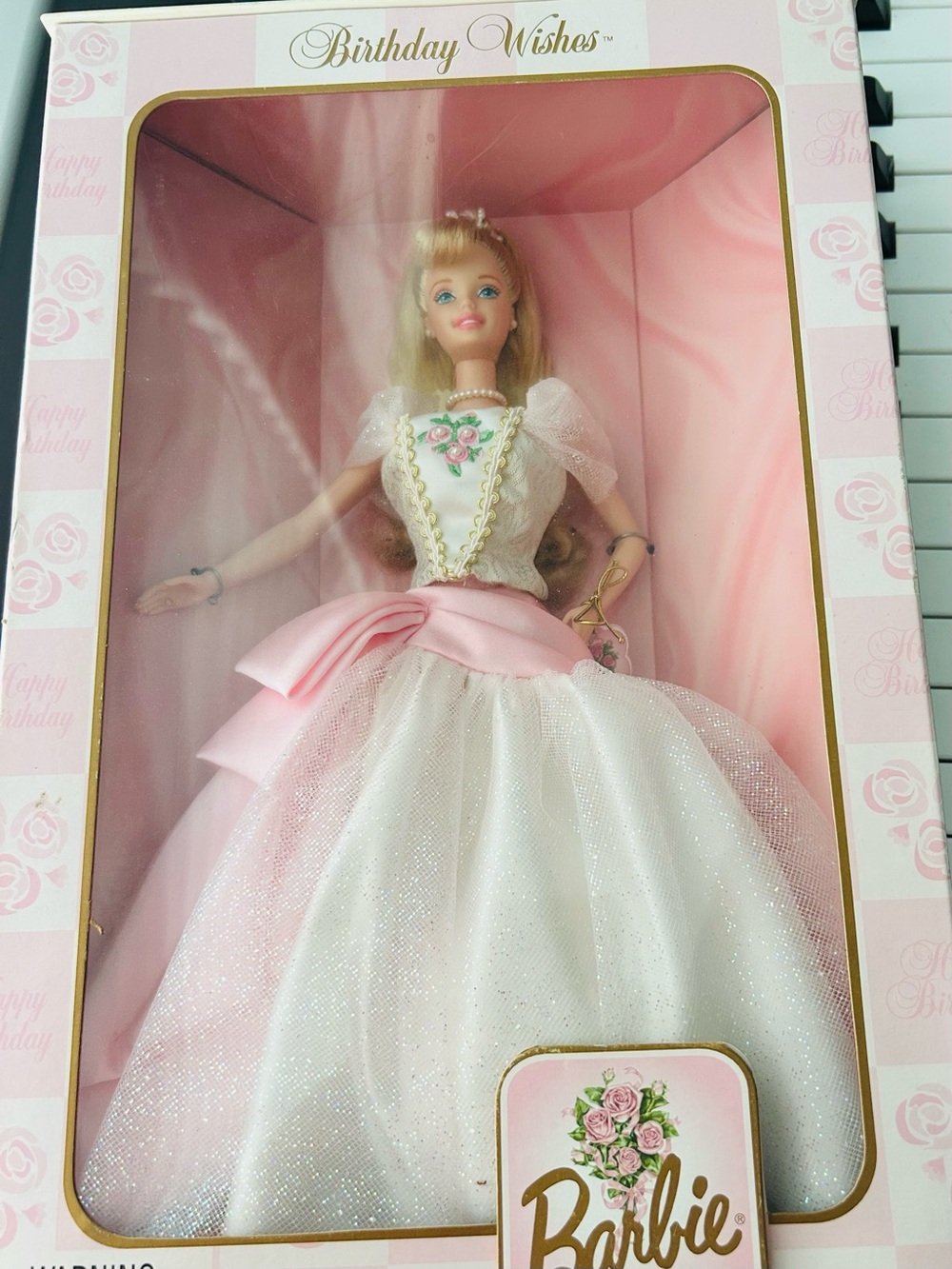 Rare Pink & White Rose 1998 Mattel Birthday Wishes Barbie Doll Collector Edition